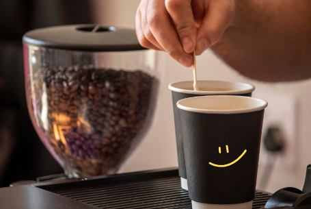 Kahvisekoituspuikkoopas: Ruokalaatuiset sekoittimet kahviloihin ja brändeihin